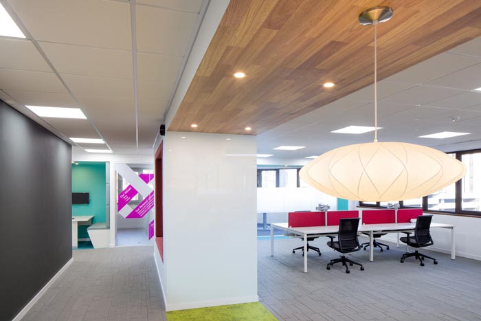 運輸公司辦公室進門區域裝修設計案例效果圖