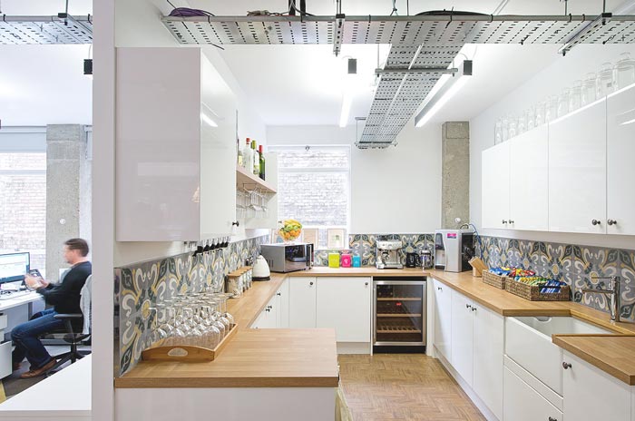 營銷策劃公司辦公室茶水間裝修設計案例效果圖