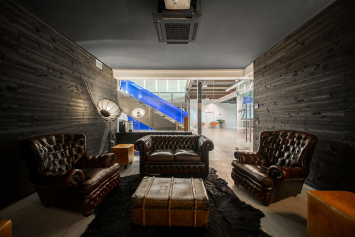 家具廠房辦公室匯報室裝修設計效果圖