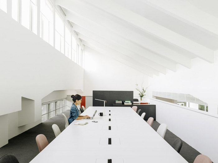 創意園區夾層辦公區裝修設計效果圖