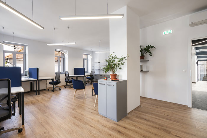 舊廠房改造辦公室辦公區裝修設計效果圖